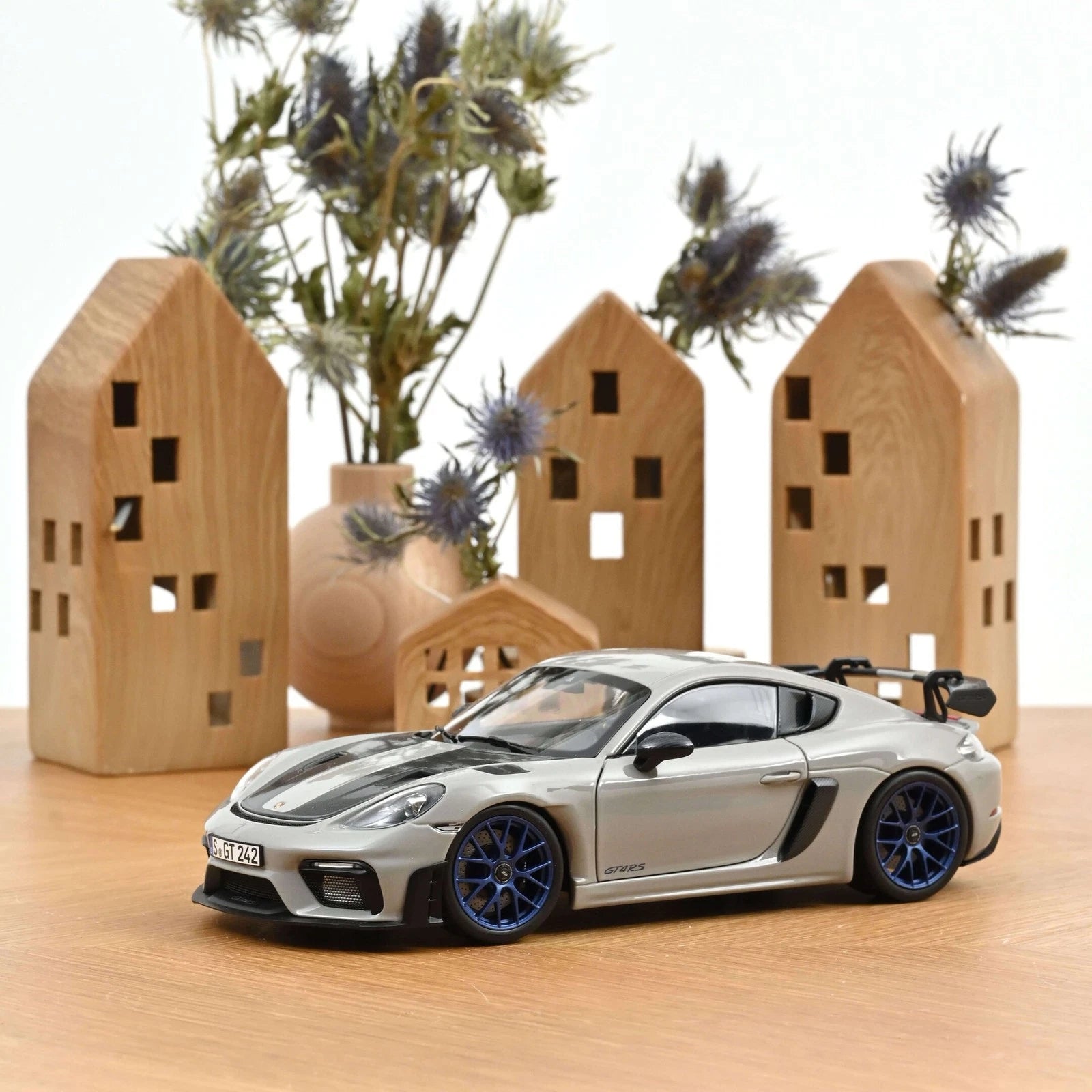2023 Porsche 718 Cayman GT4 RS w/ Weissach Chalk (Crayon)