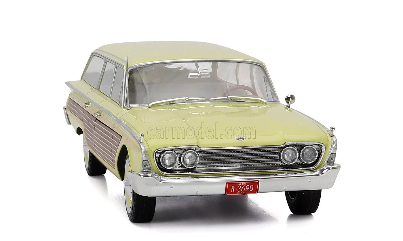 MCG 1/18"-1960 Ford LTD Country Squire Station Wagon Light Yellow