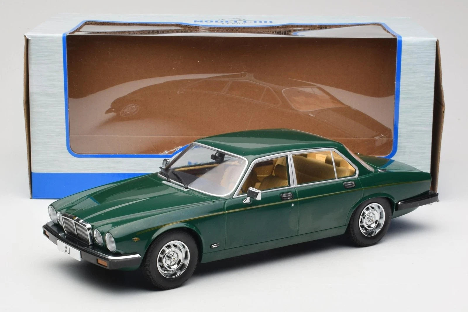 Jaguar XJ Series III Dark Green-MCG