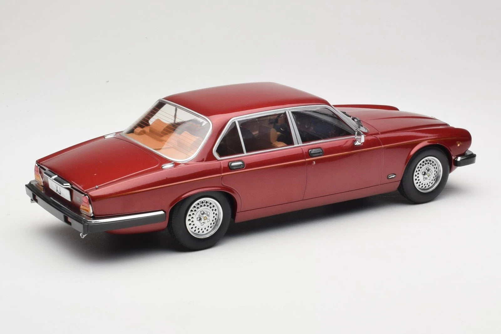 Jaguar XJ Series III Metallic Dark Red-MCG