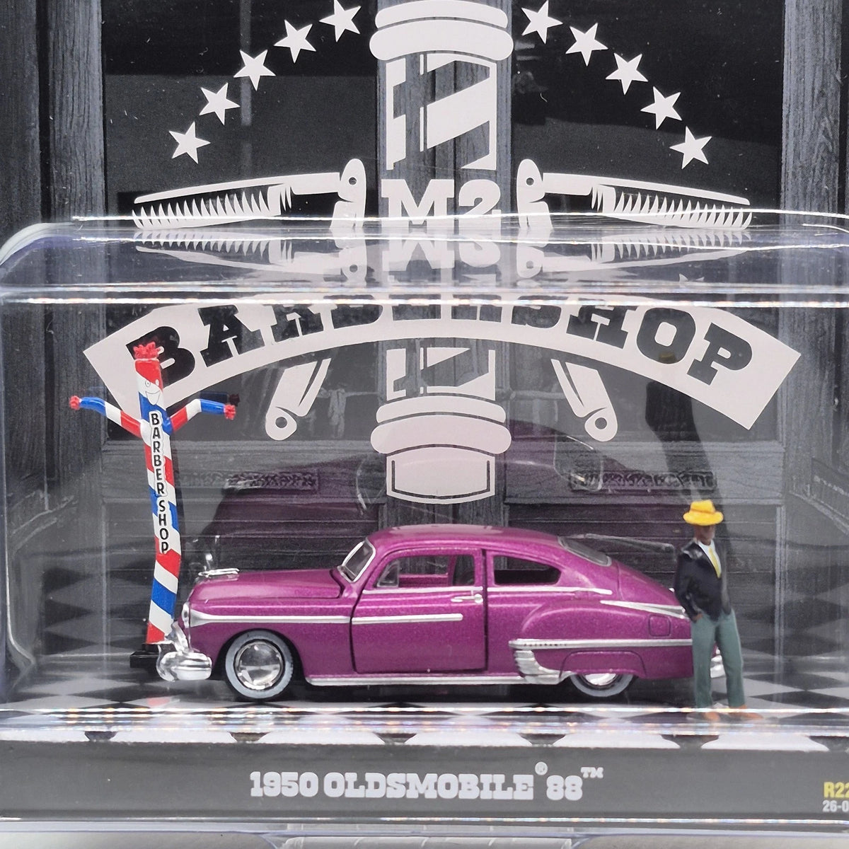 M2 Machines 1:64 1950 Oldsmobile 88 – Purple Barbershop – Diorama Release 22 67500-22-A