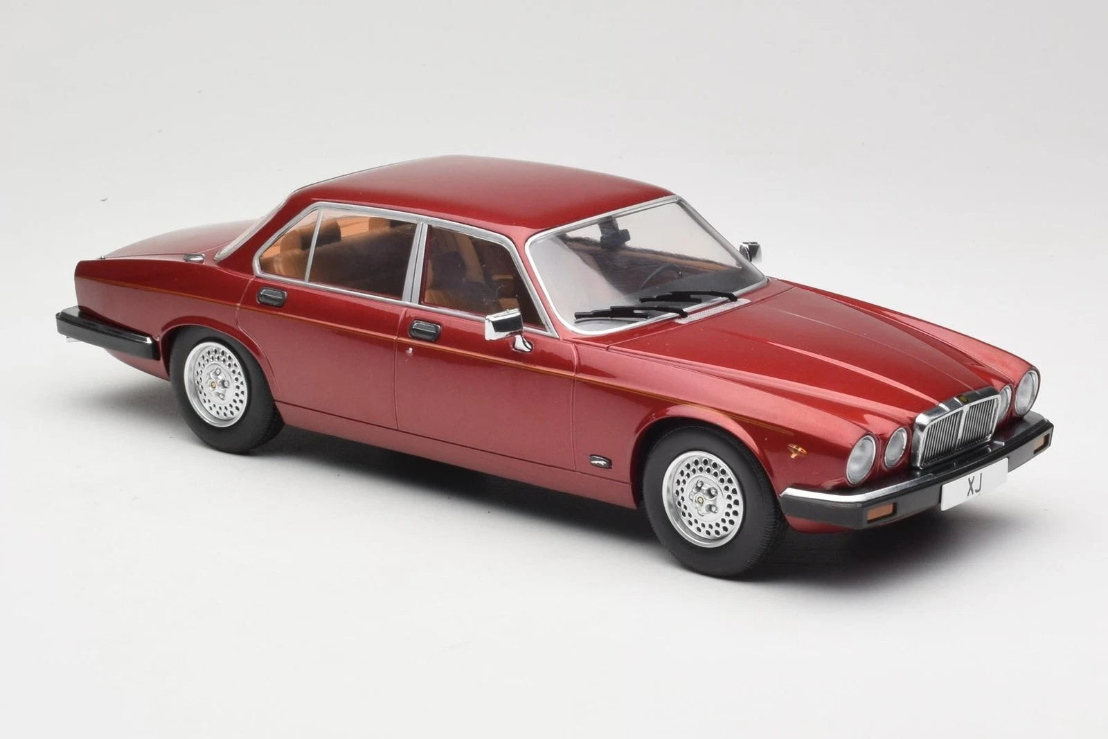 Jaguar XJ Series III Metallic Dark Red-MCG
