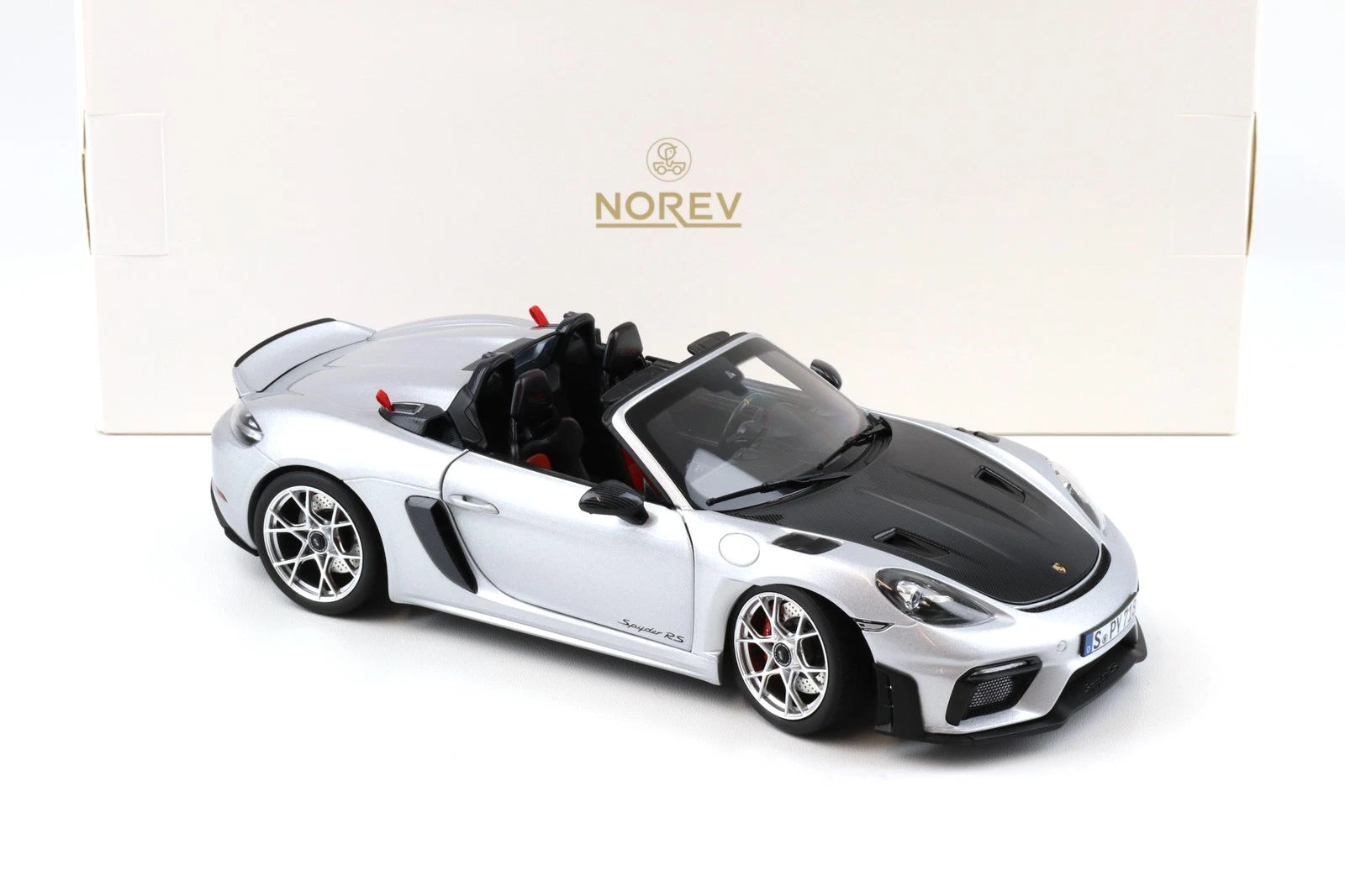 NOREV -Porsche 718 Spyder RS Weissach Package 2023 GT-"Silver Metallic" (187270)