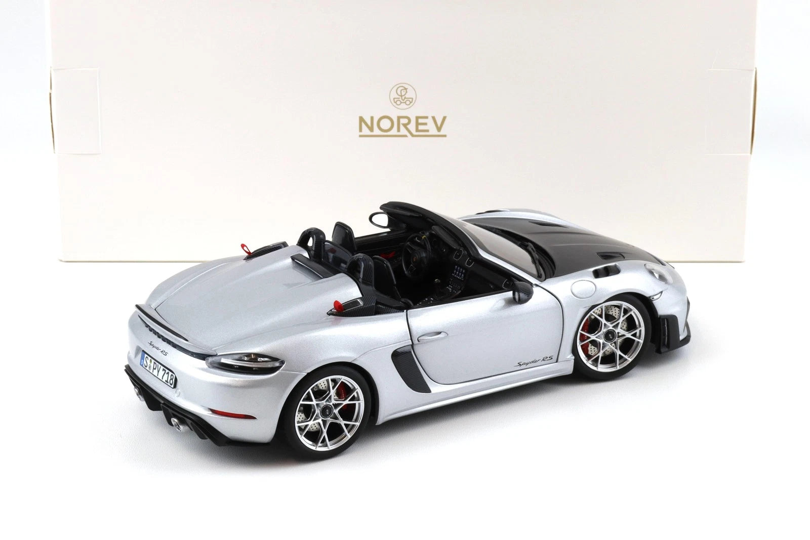 NOREV -Porsche 718 Spyder RS Weissach Package 2023 GT-"Silver Metallic" (187270)