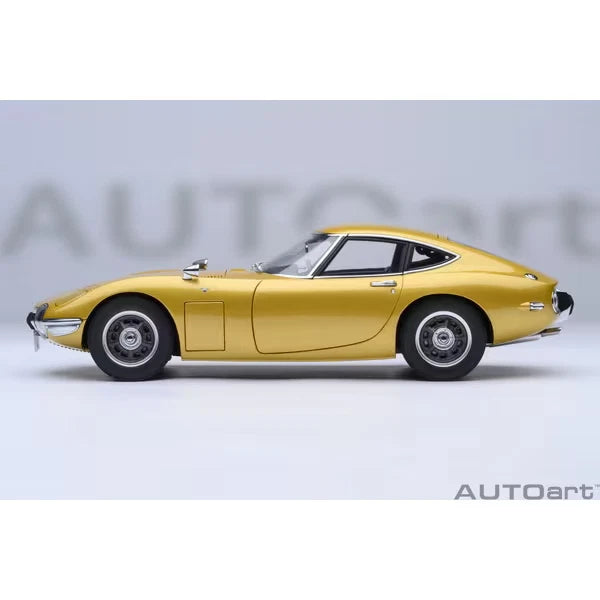 AUTOART-Toyota 2000GT (RHD) 1967 -Gold