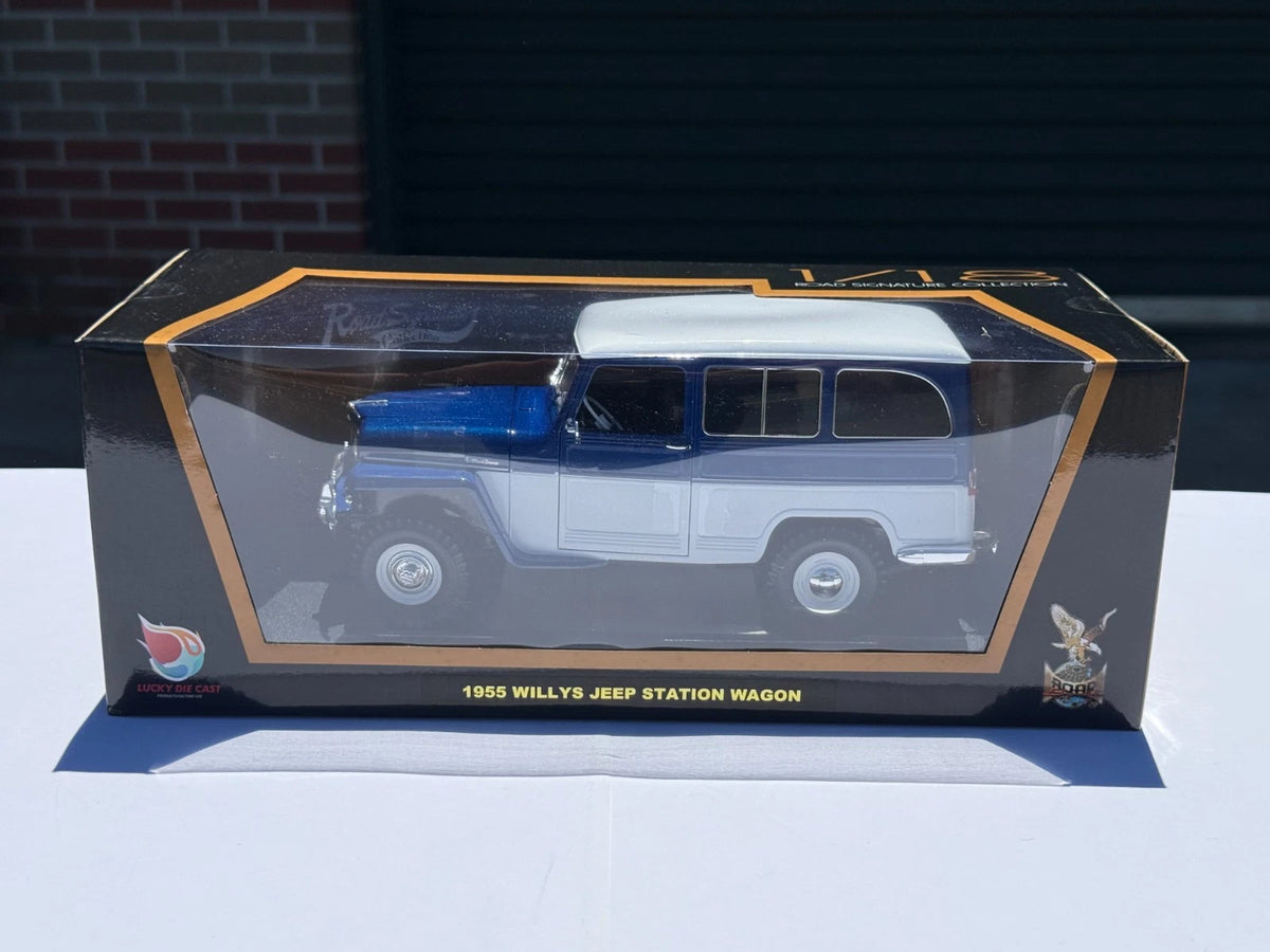Lucky Die Cast – 1955 Willys Jeep Station Wagon – Blue – 1:18 – 92858B