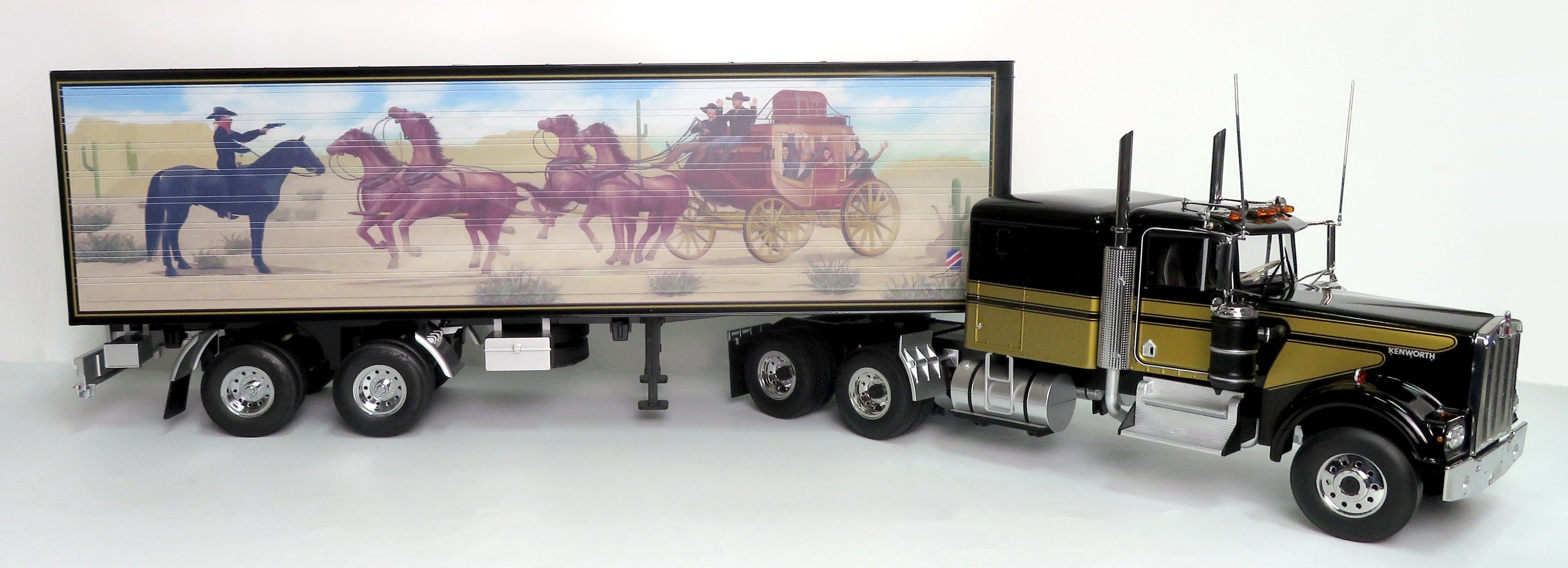 "Smokey and The Bandit" Kenworth W900 and Trailer