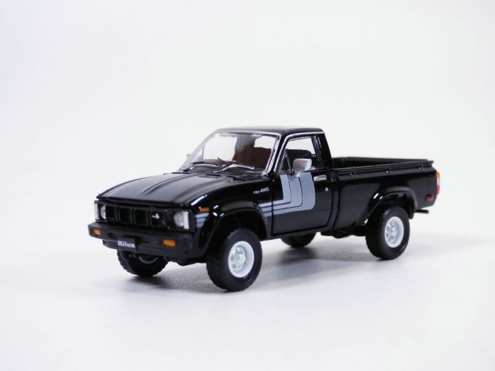 BM CREATIONS 1/64 - 1980 Toyota Hilux (RHD) - Noir - 64B0227