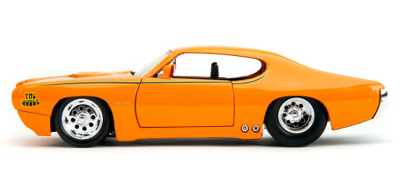 1969 Pontiac GTO Judge (Orange)