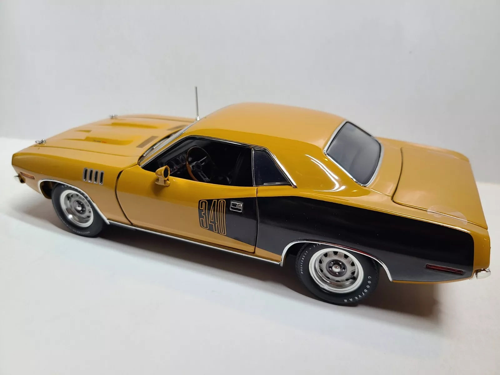 1971 Cuda 340 - Bahama Yellow (Limitée à 199 unité-Limited to 199 units)