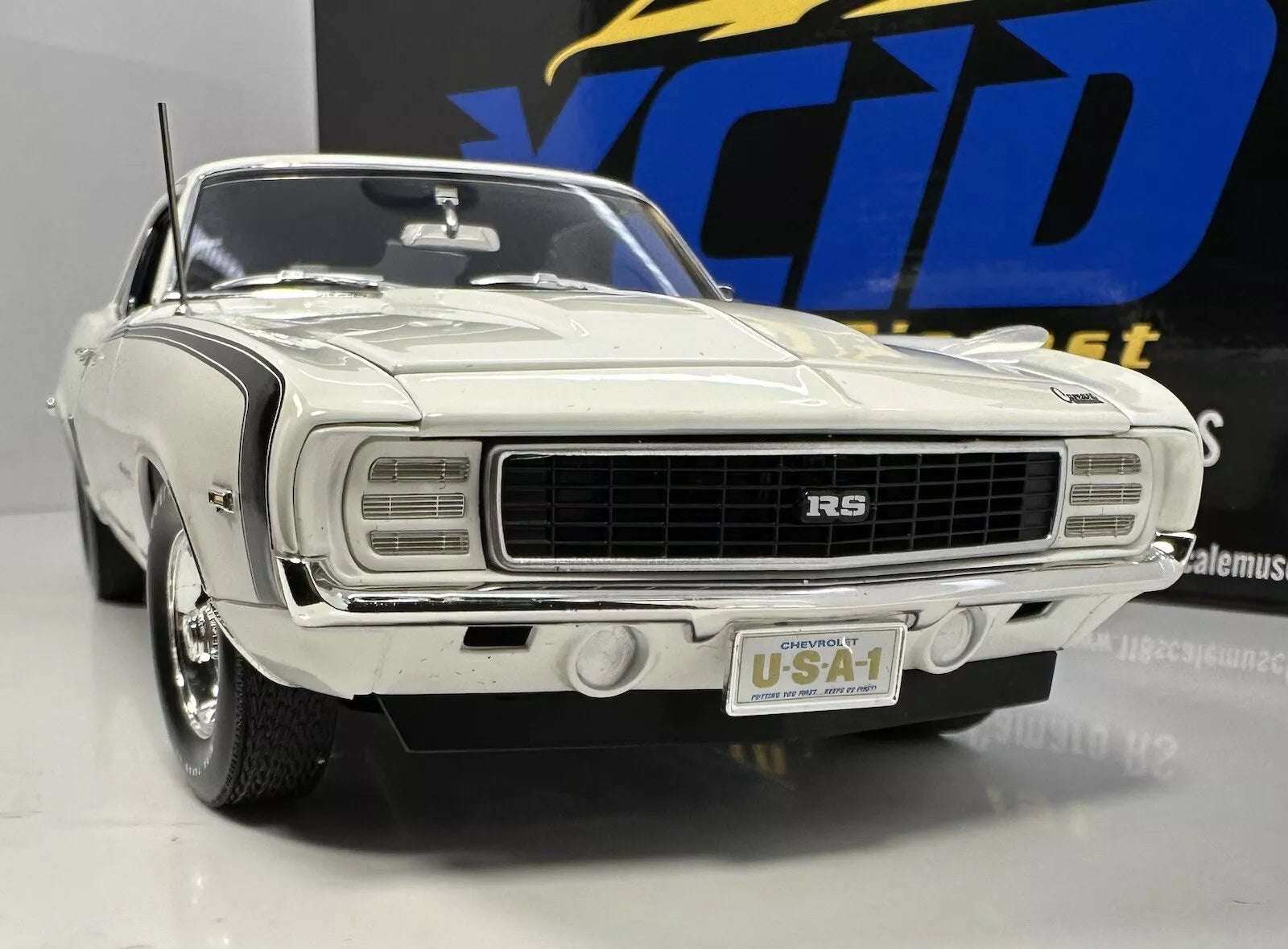 1969 Chevrolet Camaro RS, Coupe, White (Limitée à 96 unités-Limited to 96 units)