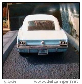 007 James Bond - Ford Mustang Convertible - Thunderball