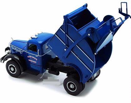 Mack L Rear Load "Allied Waste" Garbage Truck