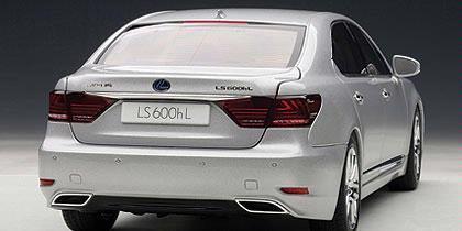 Lexus LS600hL