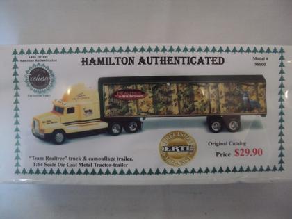 "Team Realtree" Truck & camouflage Trailer