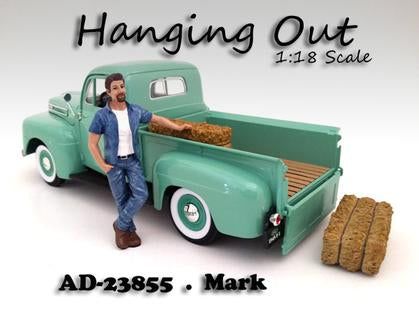 Figurine Mark - Collection Hanging Out