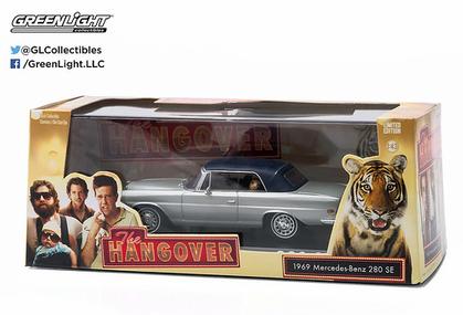 Mercedes-Benz 280 SE 1969 &quot;Hangover (2009)&quot; (With Tiger)