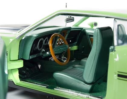 Ford Mustang Mach 1 1971 *1 left/damaged box*