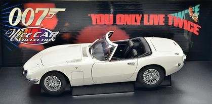 Toyota 2000 GT "James Bond - You Only Live Twice"