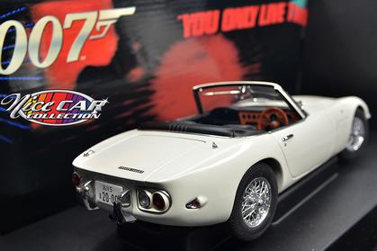 Toyota 2000 GT "James Bond - You Only Live Twice"