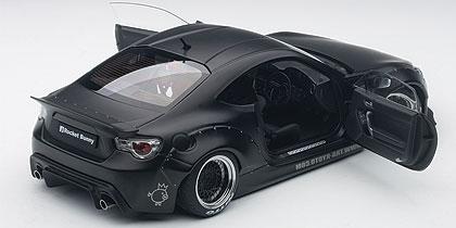 TOYOTA 86 "Rocket Bunny"