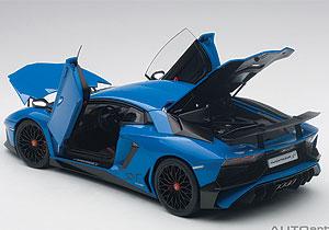 LAMBORGHINI AVENTADOR LP750-4 SV