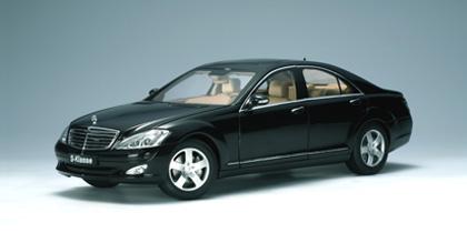 Mercedes-Benz S500 SWB 2004