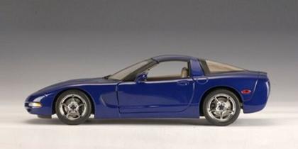 Chevrolet Corvette Coupe 2004 "Commerorative Edition"
