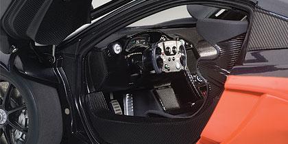 McLAREN P1 GTR