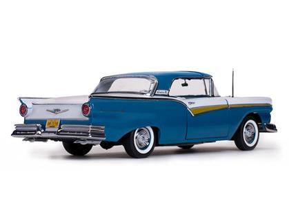 Ford Fairlane 500 Skyliner 1957 Convertible