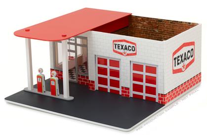"Texaco Oil" Vintage Gas Station Diorama