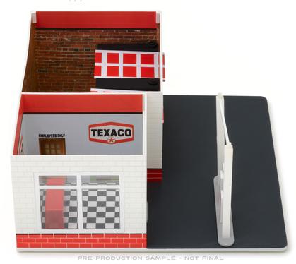 "Texaco Oil" Vintage Gas Station Diorama