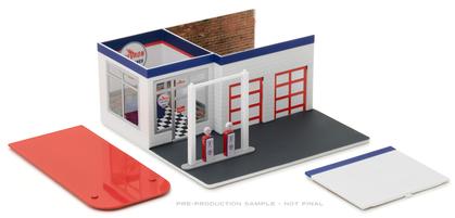 "Chevron" Vintage Gas Station Diorama - Mechanic&