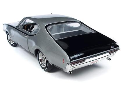 Oldsmobile Cutlass Hurst 1968 "Class of 68"