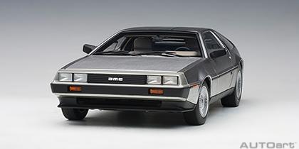 DELOREAN DMC-12