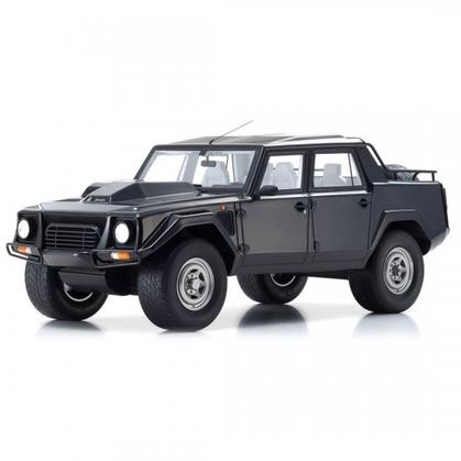 Lamborghini LM002