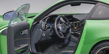 MERCEDES-AMG GT R
