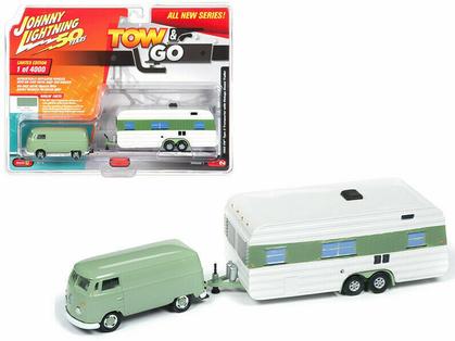 1965 Volkswagen with Vintage Mobile Home Johnny Lightning Tow & Go 2019 1B