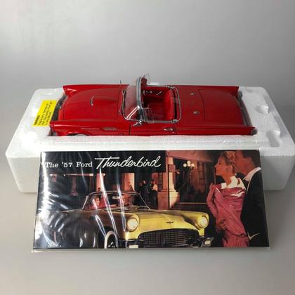 Ford Thunderbird 1957