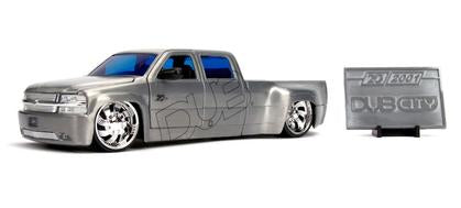 ミニカー 1999 CHEVY SILVERADO DOOLEY 1999 Chevrolet Silverado Dooley White 1/24 Diecast Model Car