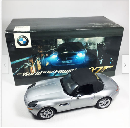BMW Z8 James bond Edition 1999 1:18 BMW Z8 「007 ワールドイズ
