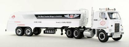 IH RDFC-405 Emeryville Cab w/ Tanker "Phillips 66 Aviation"
