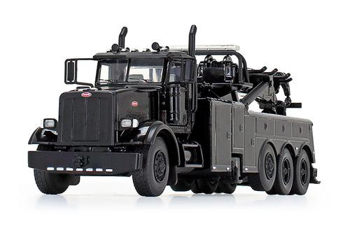 Peterbilt Model 367 with Century Rotator Wrecker / Tow Truck