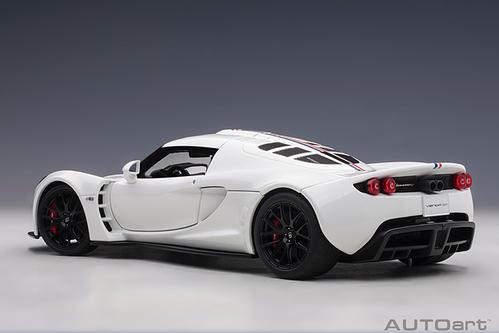 HENNESSEY VENOM GT SPYDER (WORLD FASTEST EDITION)