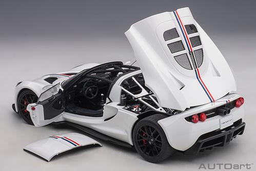 HENNESSEY VENOM GT SPYDER (WORLD FASTEST EDITION)