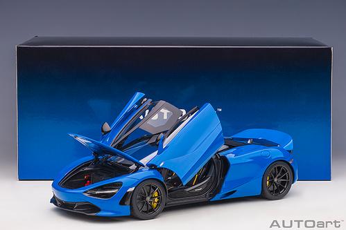 McLAREN 720S