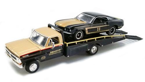 Smokey Yunick 1970 Ford F-350 Ramp Truck with