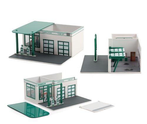 Mobico Vintage Gas Station - Christine "Mechanic&