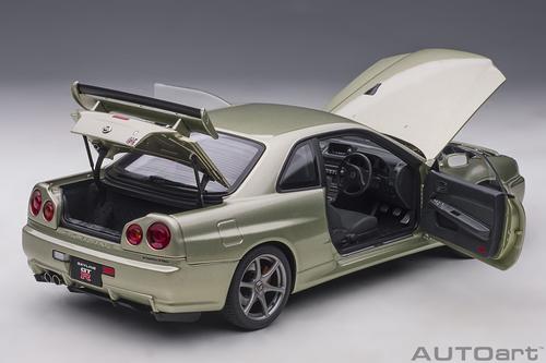 NISSAN SKYLINE GT-R (R34) V-SPEC II "NUR"