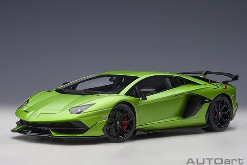 LAMBORGHINI AVENTADOR SVJ